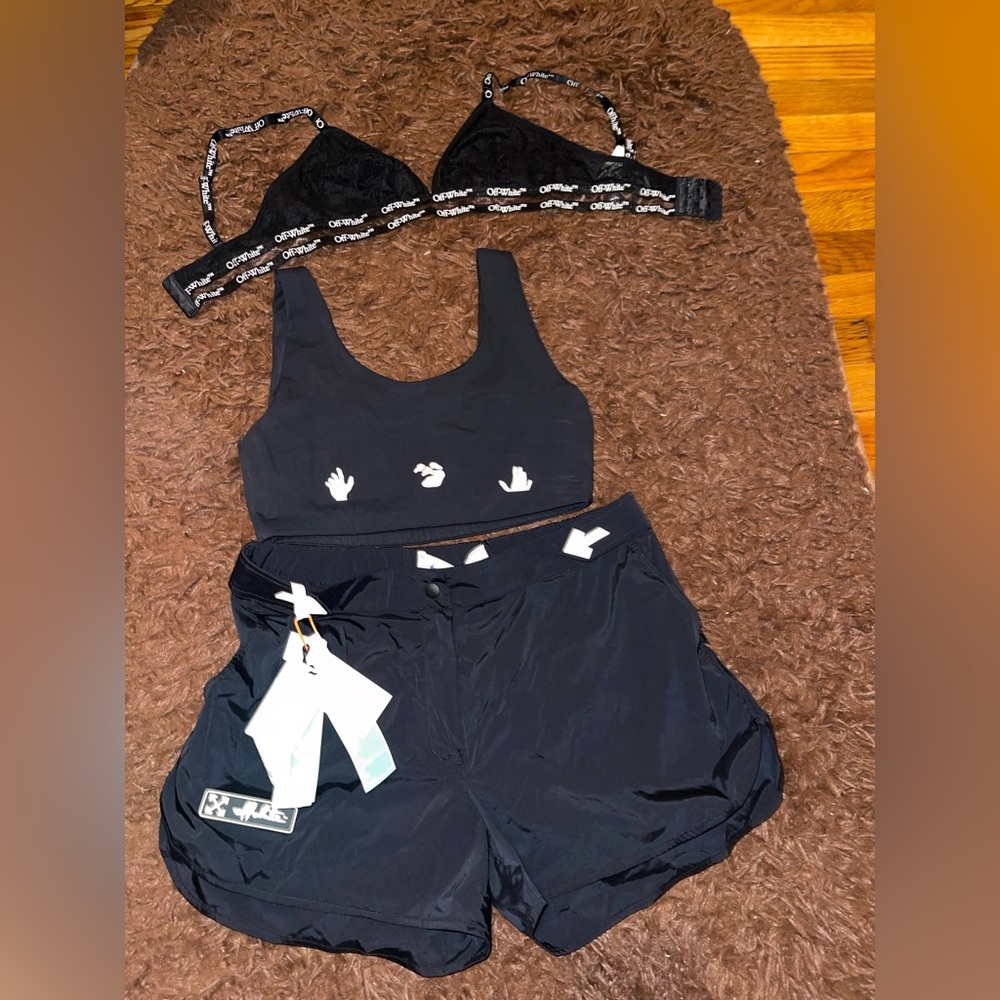 Off-White - Picture 2 of 2